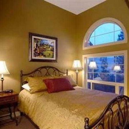 Bellasera Tuscan Villas Kelowna Quarto foto
