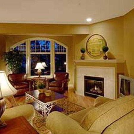 Bellasera Tuscan Villas Kelowna Interior foto